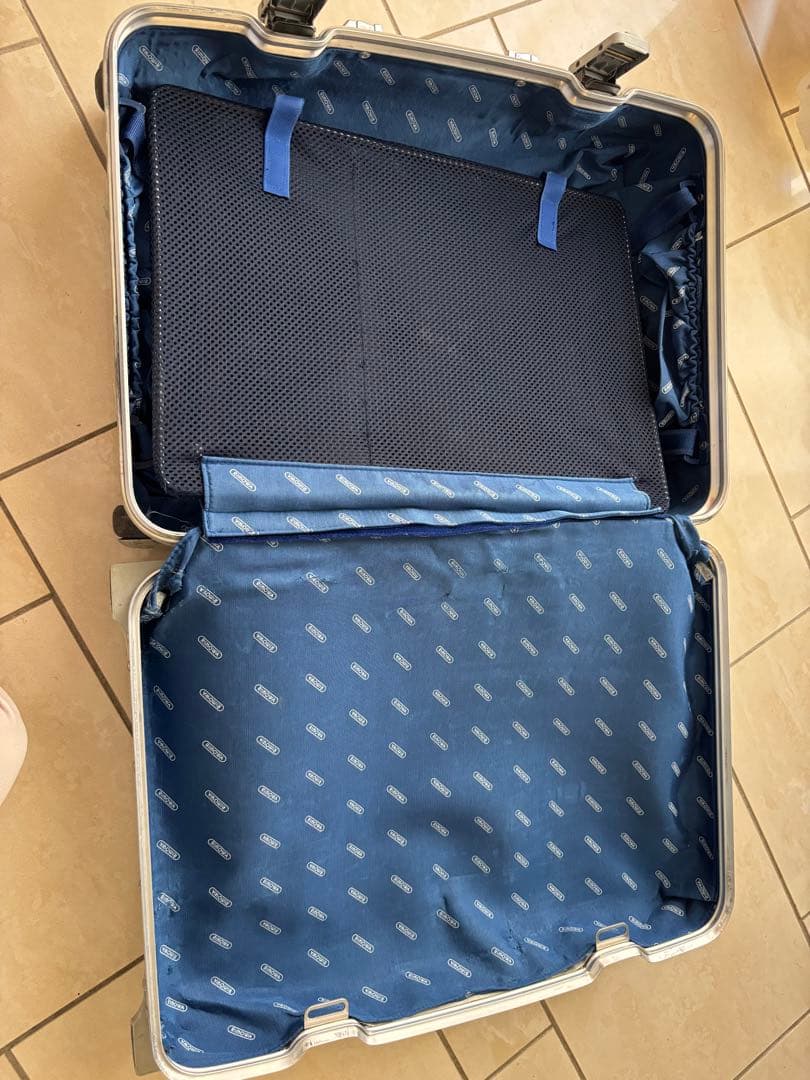 ほ*か様 RIMOWA アルミニウム キャリーケース 中型