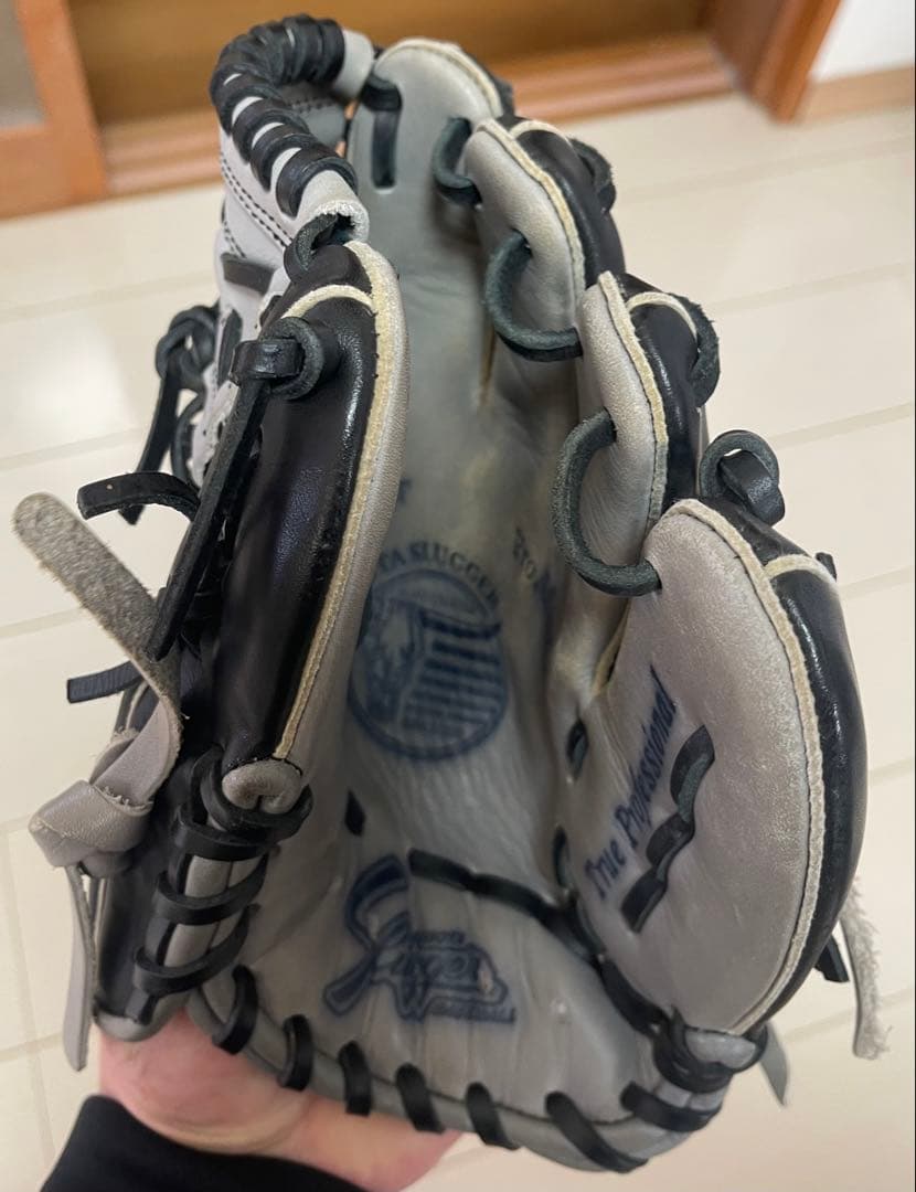 久保田スラッガー　トレーニンググラブ　ブラック×Dグレー　右投げ用