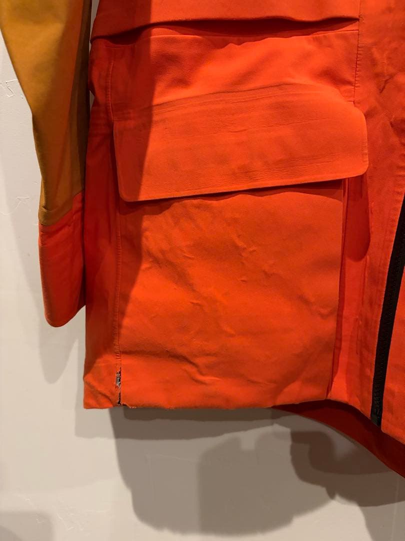 ノースフェイス フィーチャーライト　スノーボード ウェア