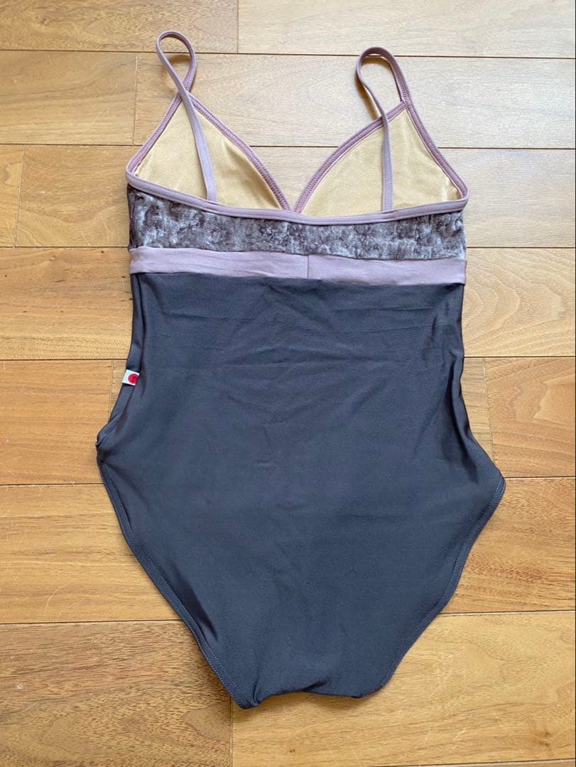 YUMIKO ユミコ　ベロア　レオタード　ピンク　チャコール