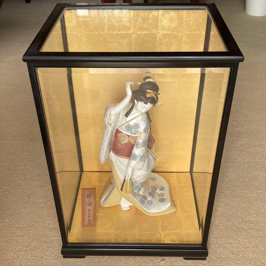 博多人形「鏡の間」　宗田源造作　陶製