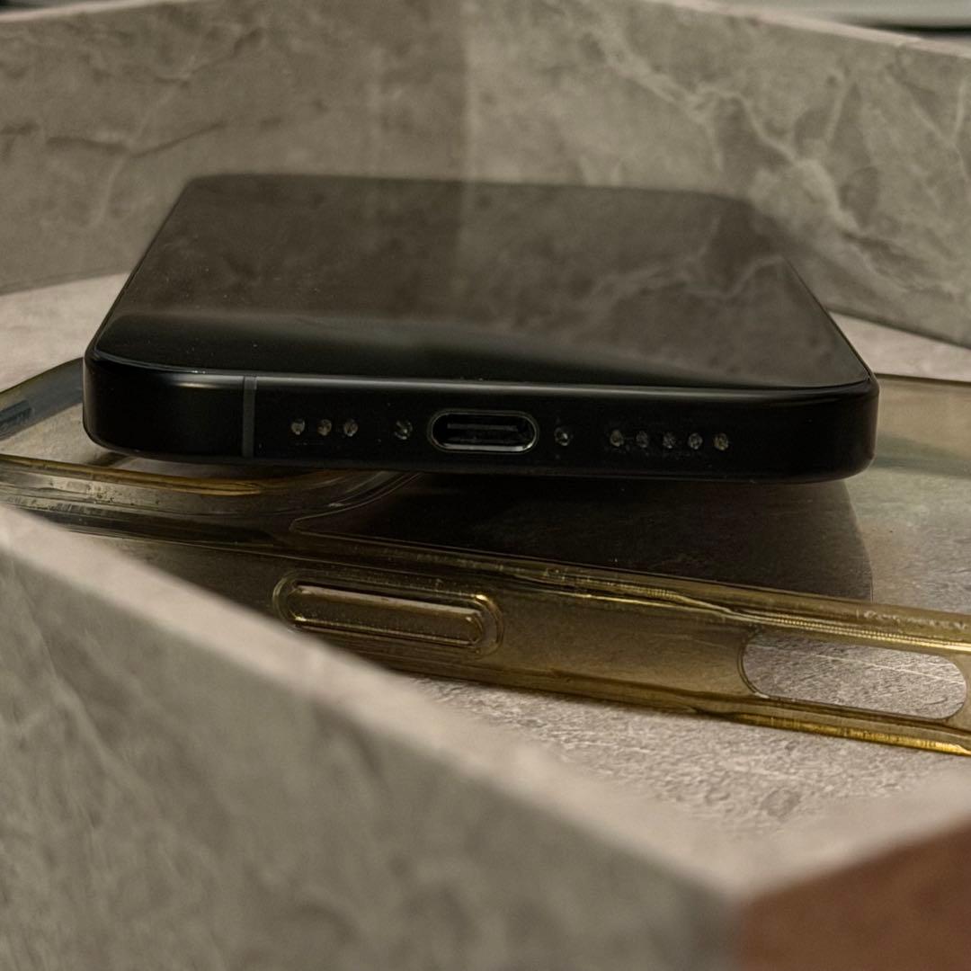 iPhone16Pro ブラックチタニウム128GB