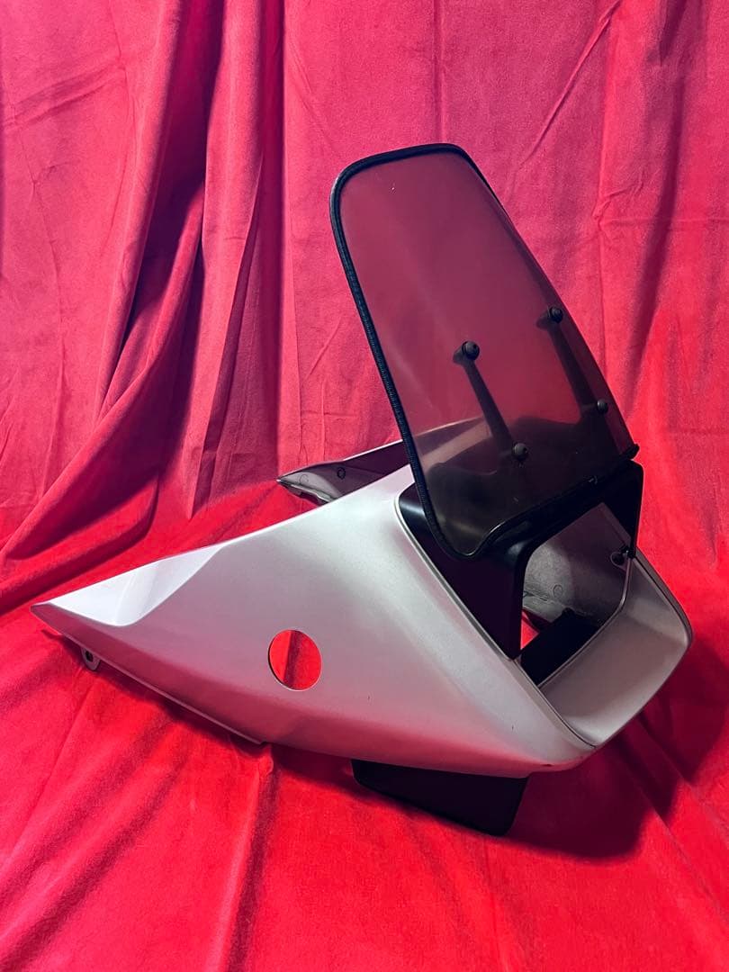 値下げ　GSX400S カタナ 純正　アッパーカウル SUZUKI