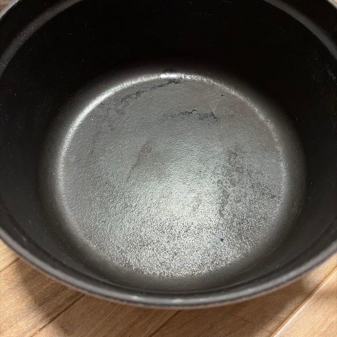 ストウブ　staub ラウンド　22cm カンパーニュ