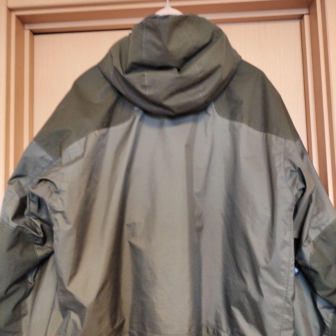 最上位モデルBLUEBLOOD　GORE-TEX　スノーボードウェアー上L下 O