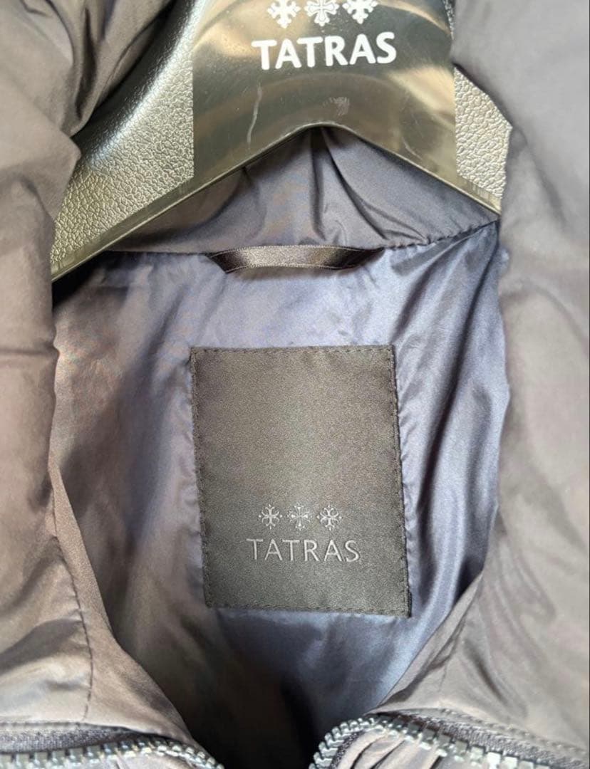 タトラス TATRASビームス別注ポリテアマダウンコート