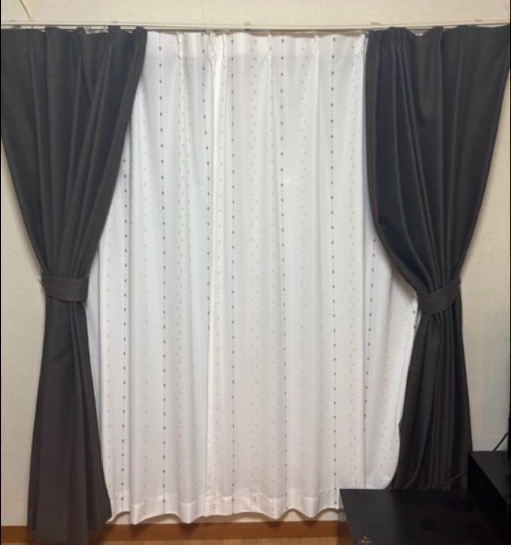 ニトリ ダークブラウンカーテン・レースカーテン長・小×2