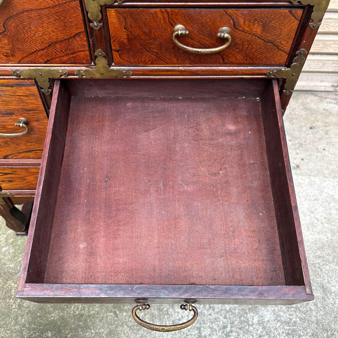 李朝家具　アンティーク　真鍮金具　脚付　キャビネット　薬箪笥　古民具