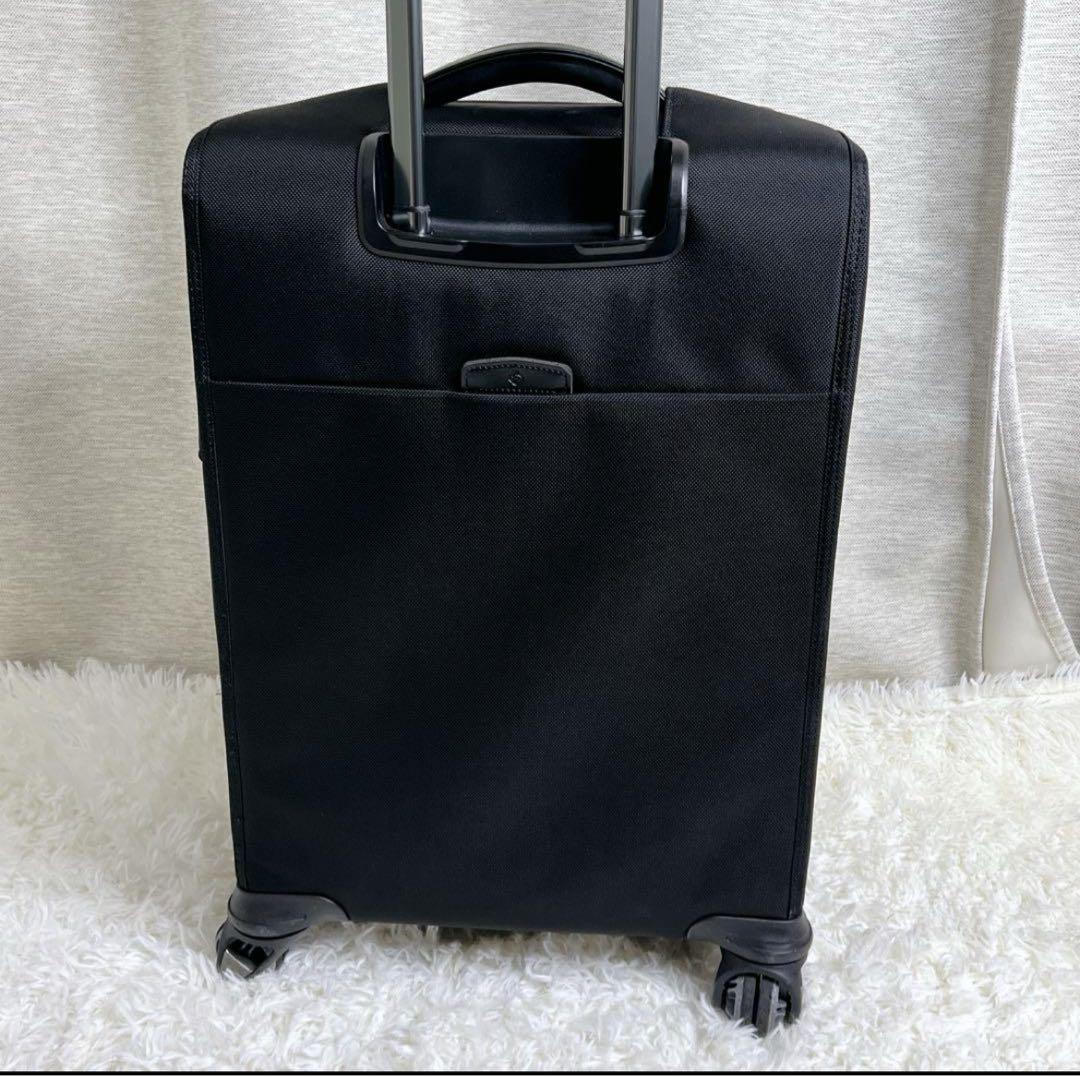☆美品☆ サムソナイト　四輪　キャリーケース　スーツケース　静音仕様　TSA