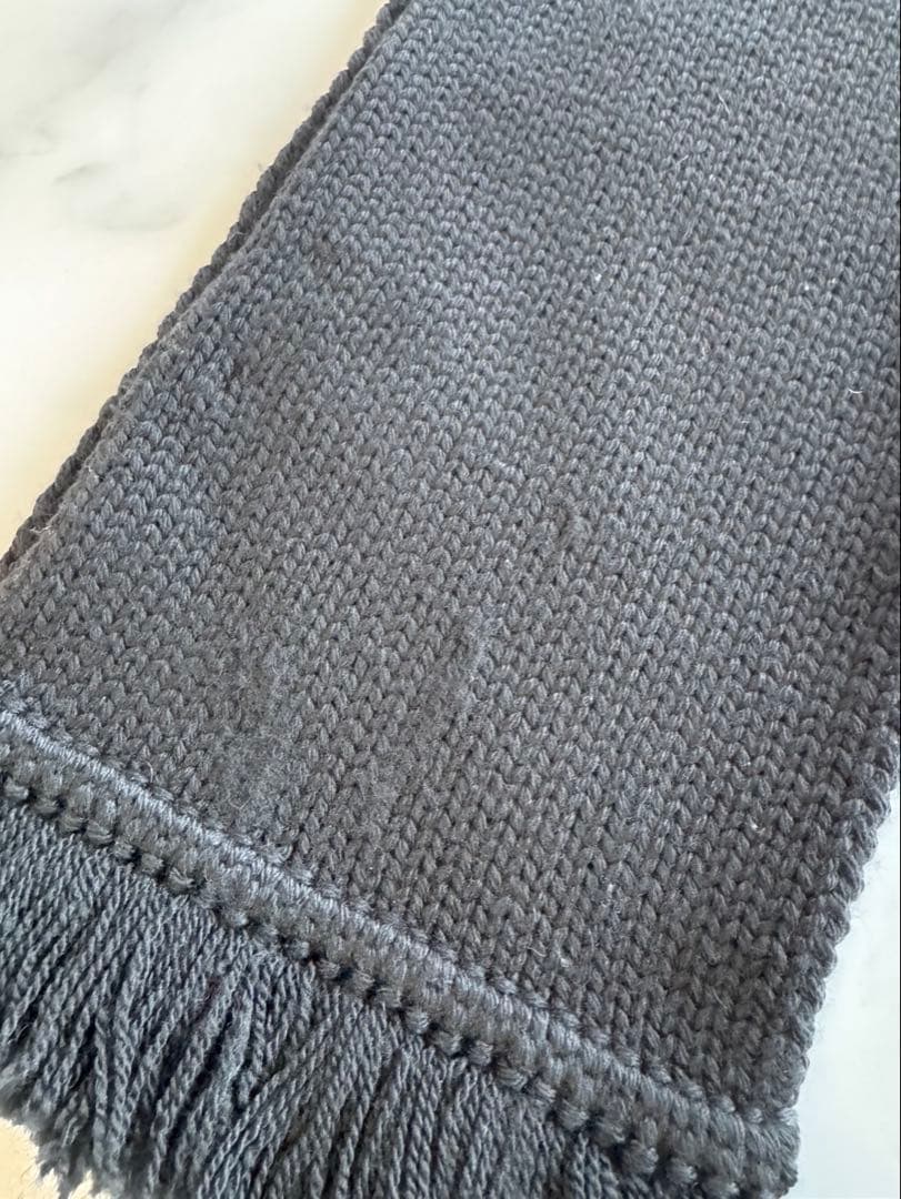 PRADA プラダ サンダー マフラー ブラック