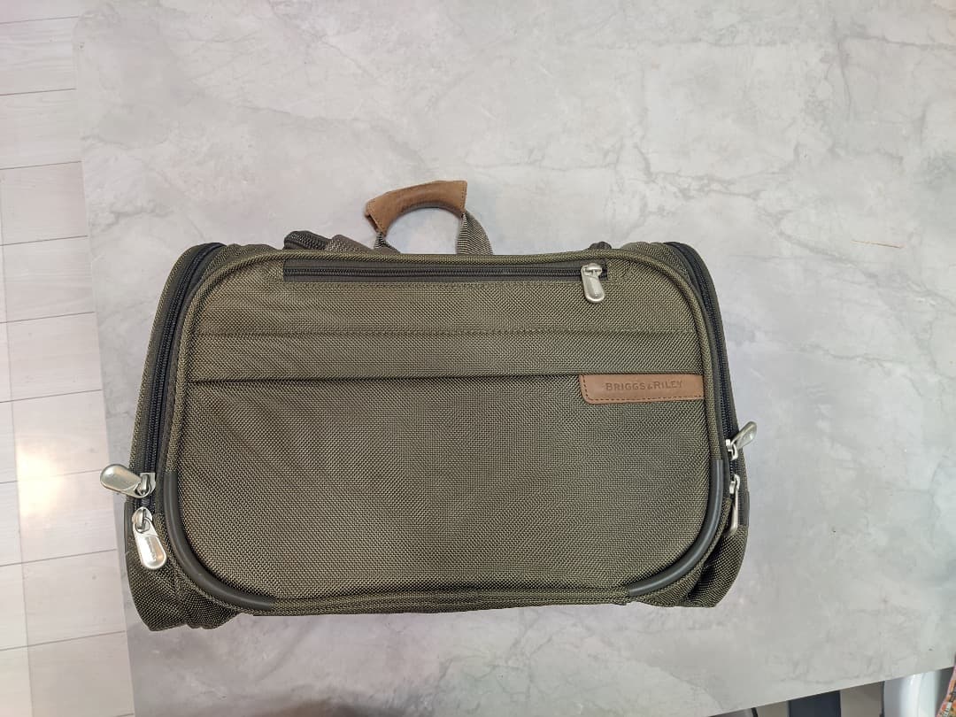 定価14万円・[Briggs & Riley] ガーメントバッグ ベースライン