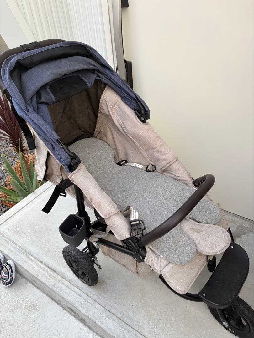 エアバギー　ココプレミア　ベージュ