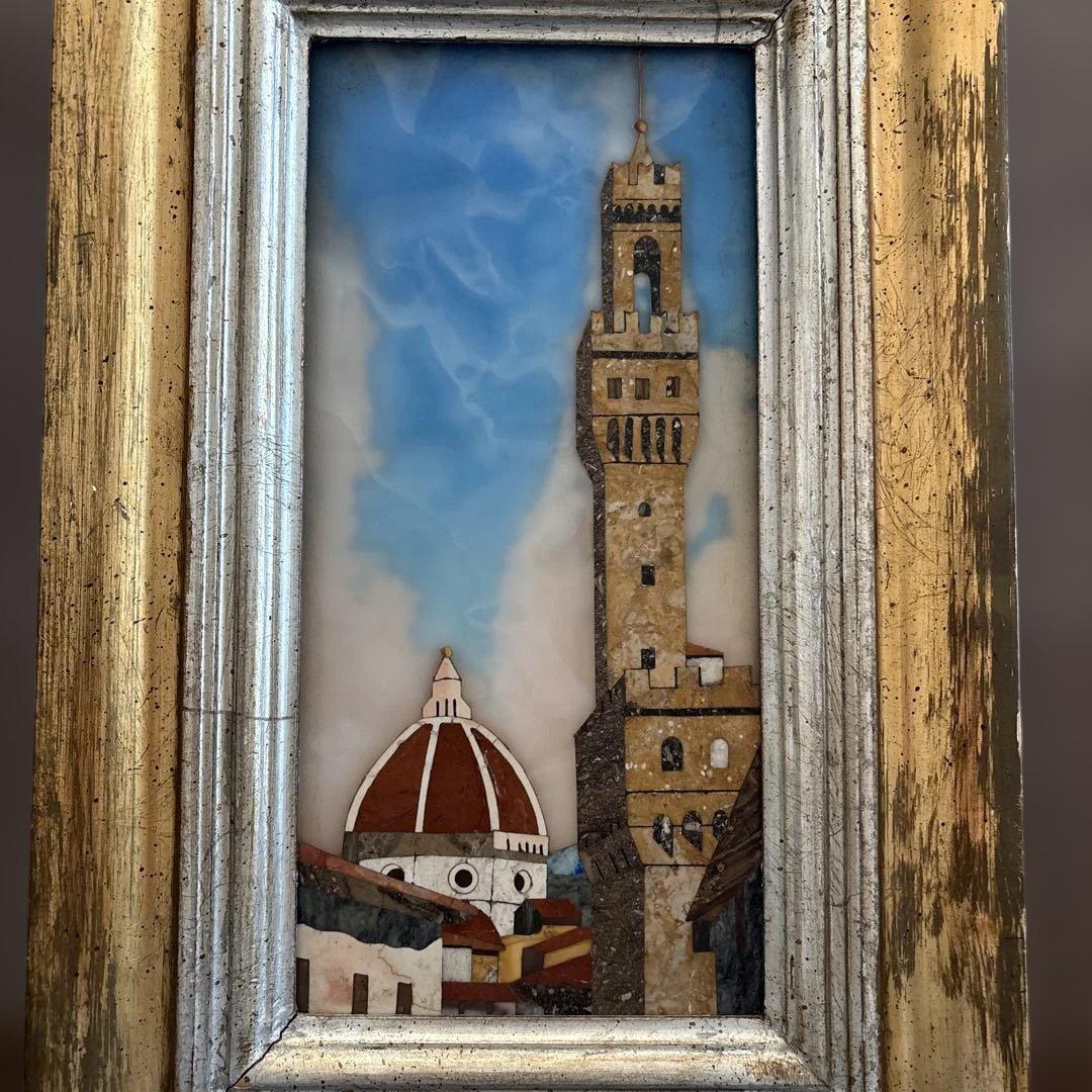 イタリアフィレンツェの石作りのウォールアート、壁かけ