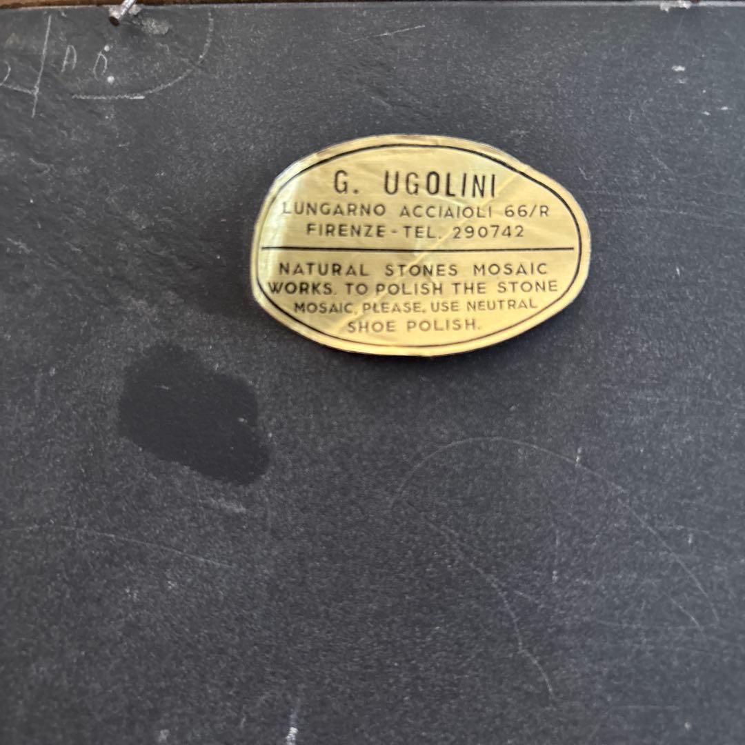 イタリアフィレンツェの石作りのウォールアート、壁かけ