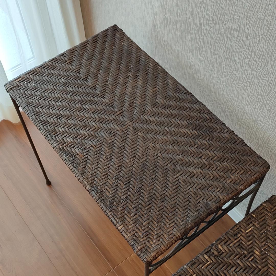 〈輸入〉ラタン　ネストテーブル　アイアンフレーム　サイドテーブル