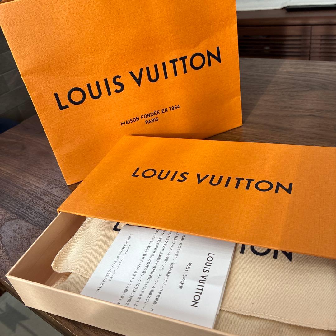 ルイ・ヴィトン （Louis Vuitton）のブラザ・ウォレット（長財布）