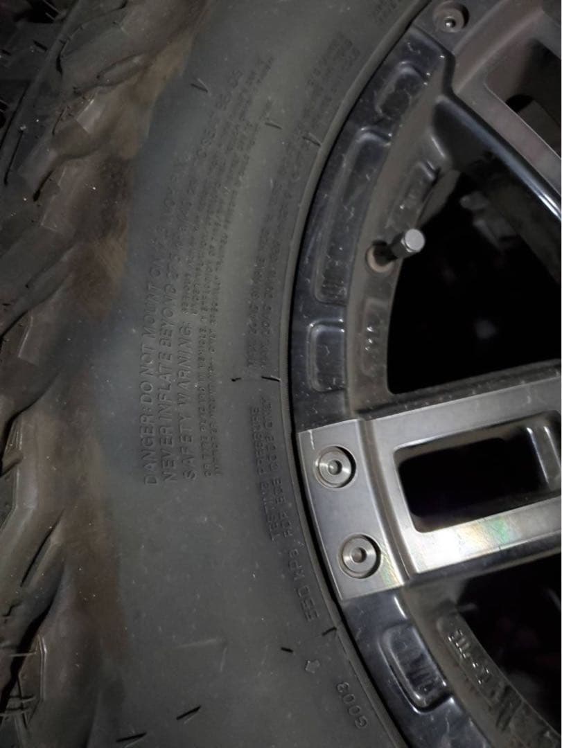 17インチ　タイヤ・ホイールセット