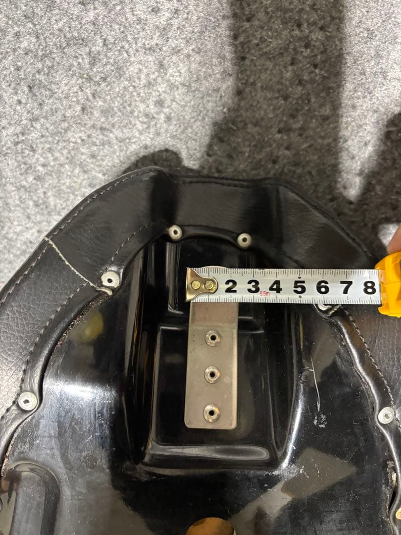 バイクシート ハーレー　ダイナ