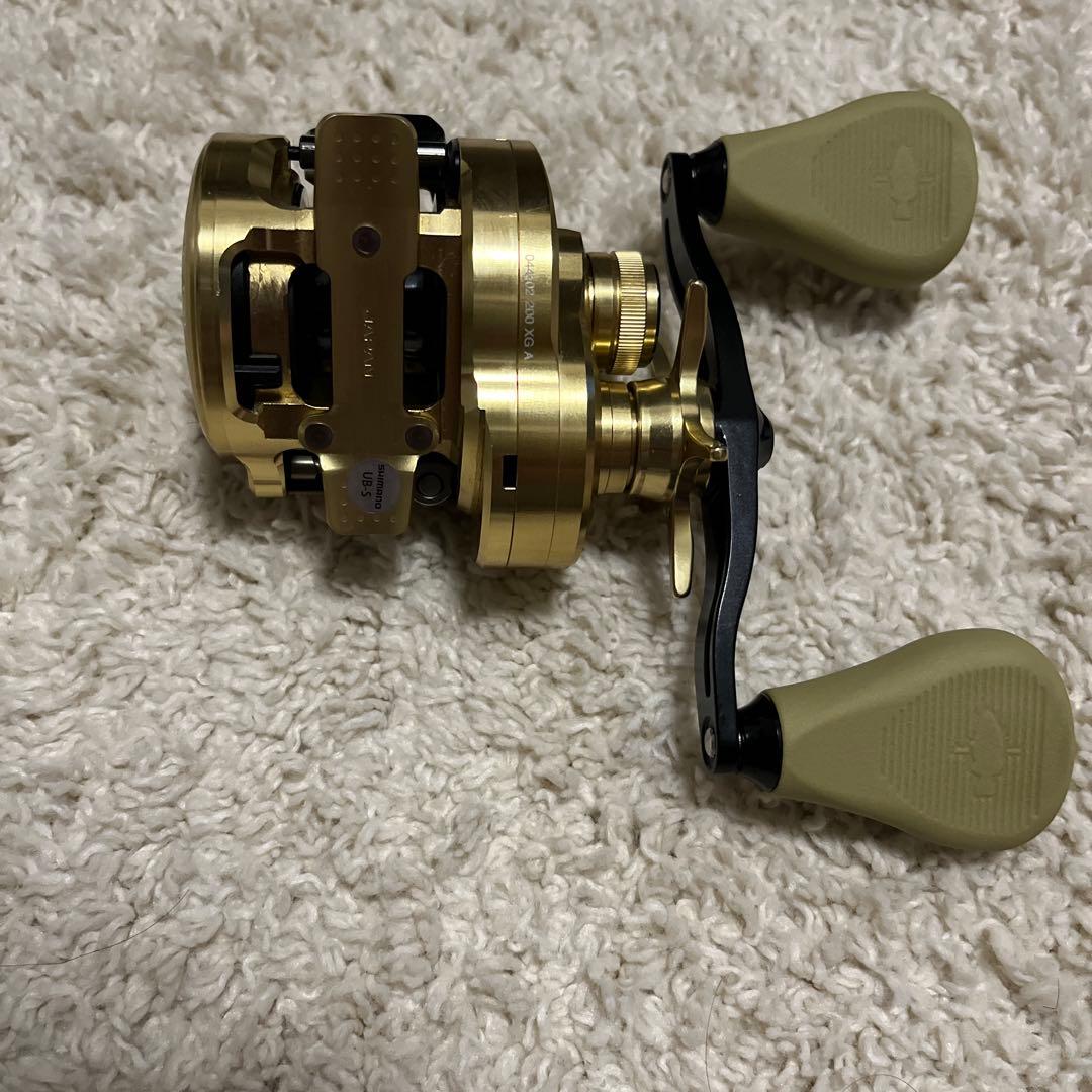 カルカッタコンクエスト200xg バリアルハンドル100 ブラック