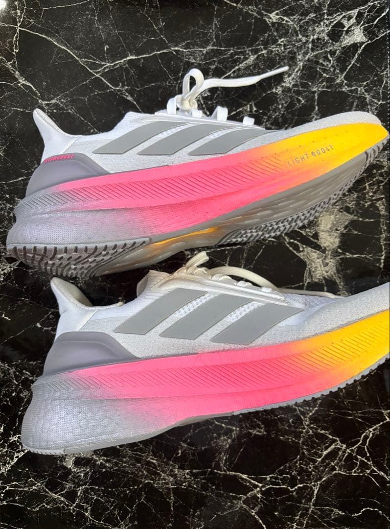 adidas アディダス シューズ ウルトラブースト レディース23.5cm