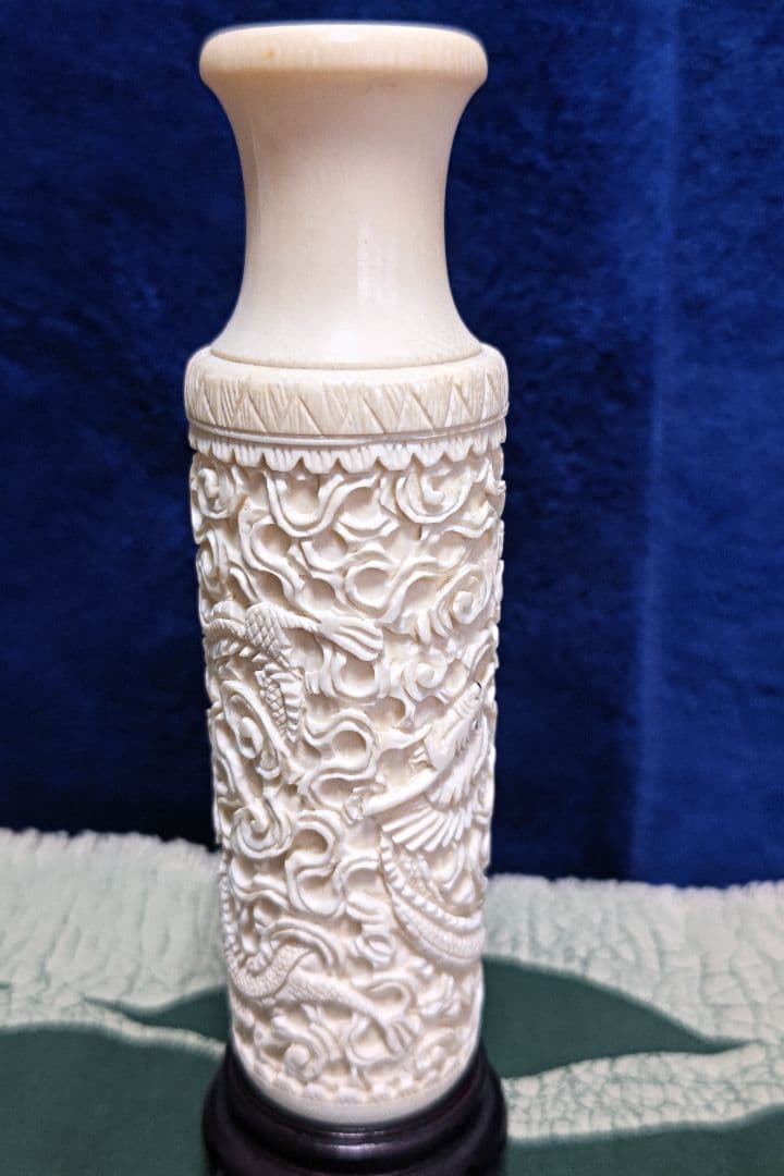 象牙風オブジェ　　置物