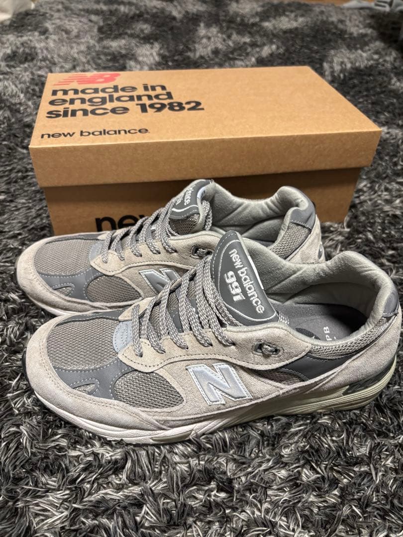 New Balance 991 グレー スニーカー