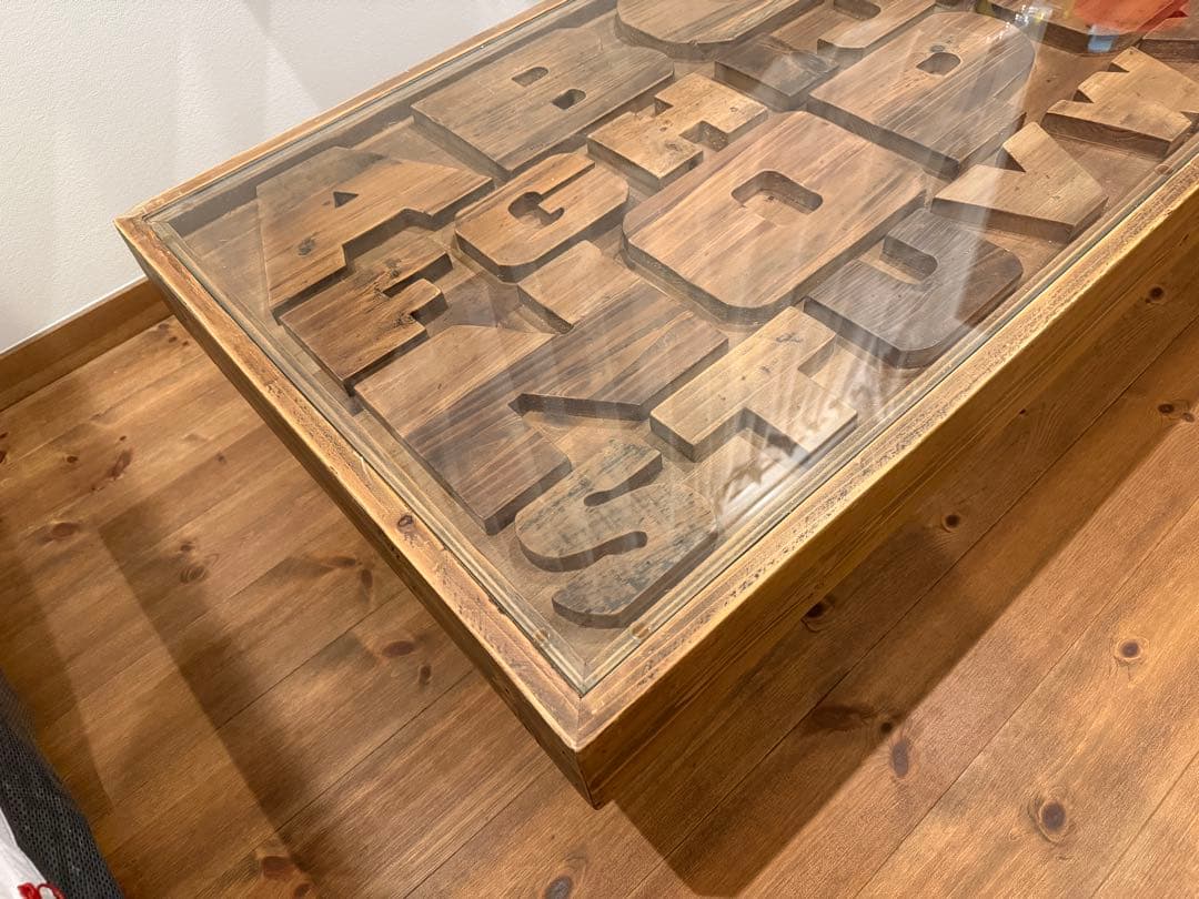 リビングテーブル　ABCテーブル