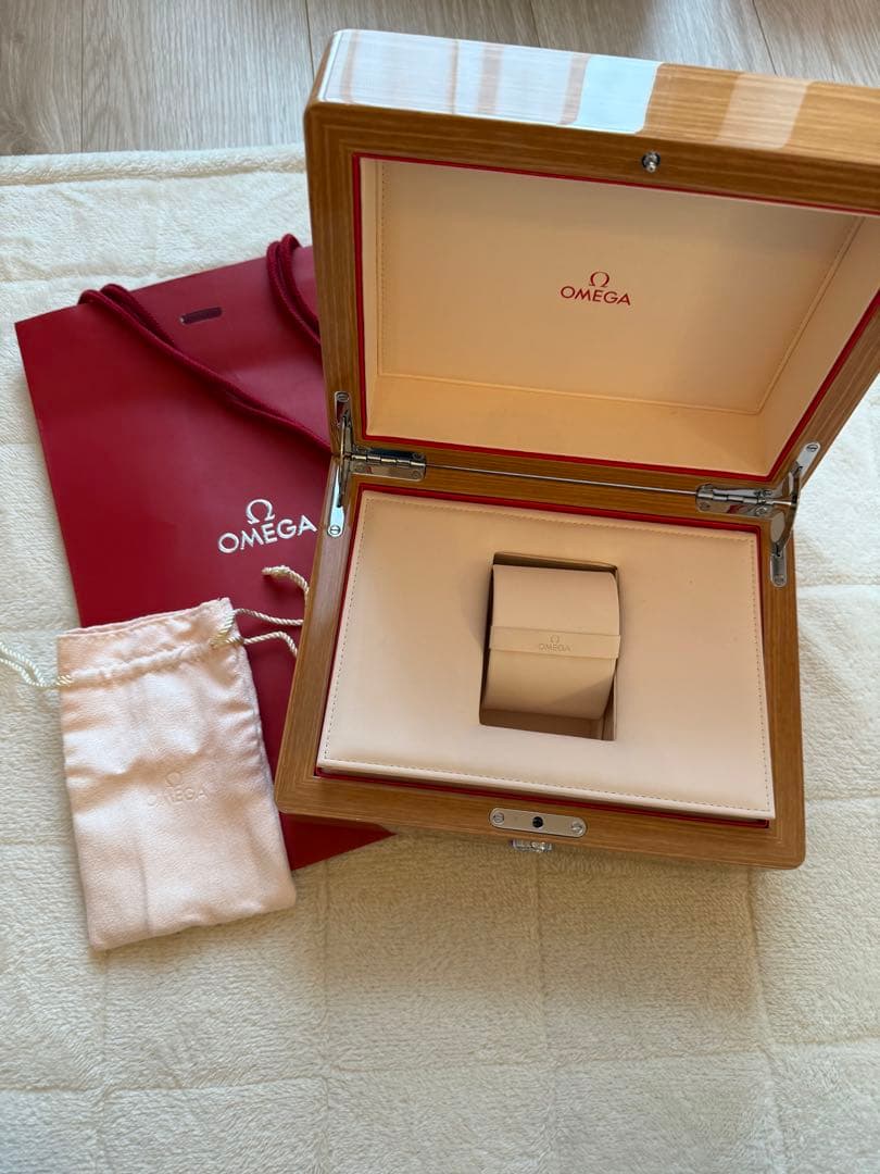 OMEGA オメガ 純正ボックス 時計 箱 木箱 ショッパー 巾着付き