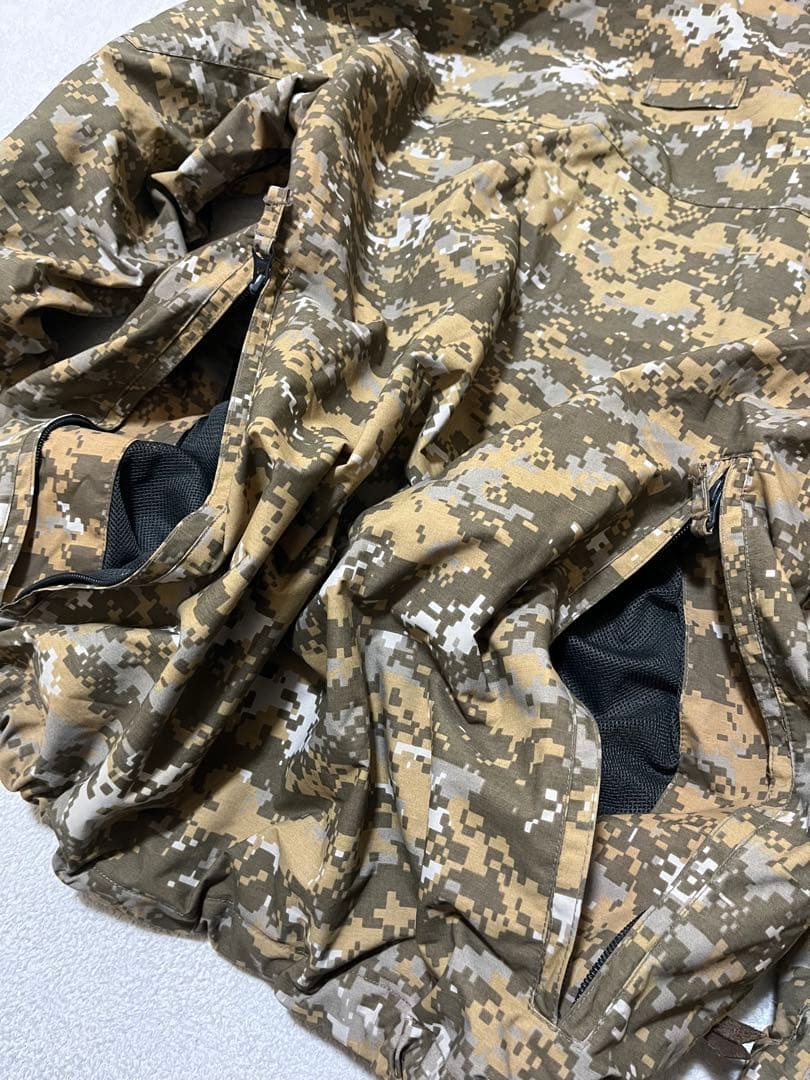 90s local art work デジカモ ハードシェルジャケット　L