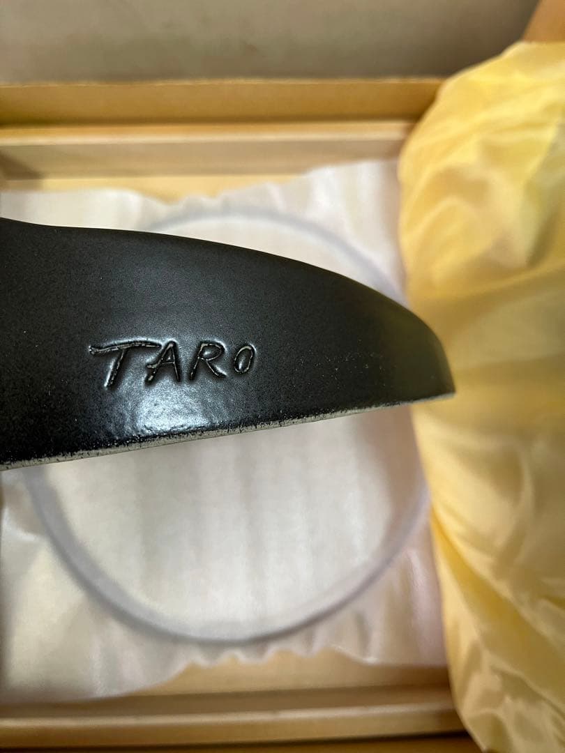 太陽の顔　黒い太陽　岡本太郎　冊子、色紙付き 信楽焼　万博　置物