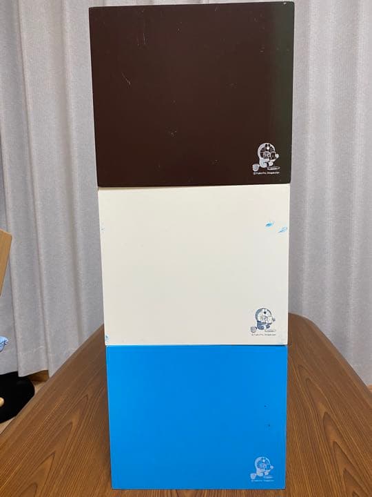 ドラえもんズベル　ブックスタンド　ドラえもん　マンガ収納　本棚　ケース