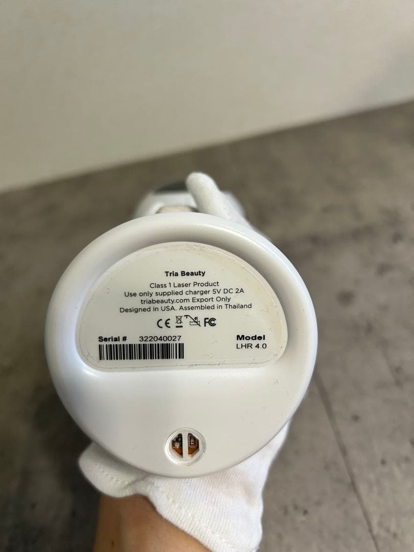 トリア 脱毛器 本体 充電器付き