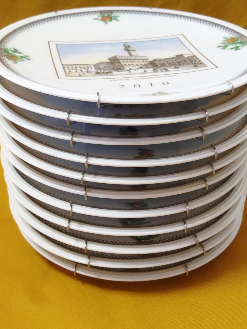 リチャード・ジノリ　イヤープレート　11枚　2000年代　絵皿ハンガー付　未使用