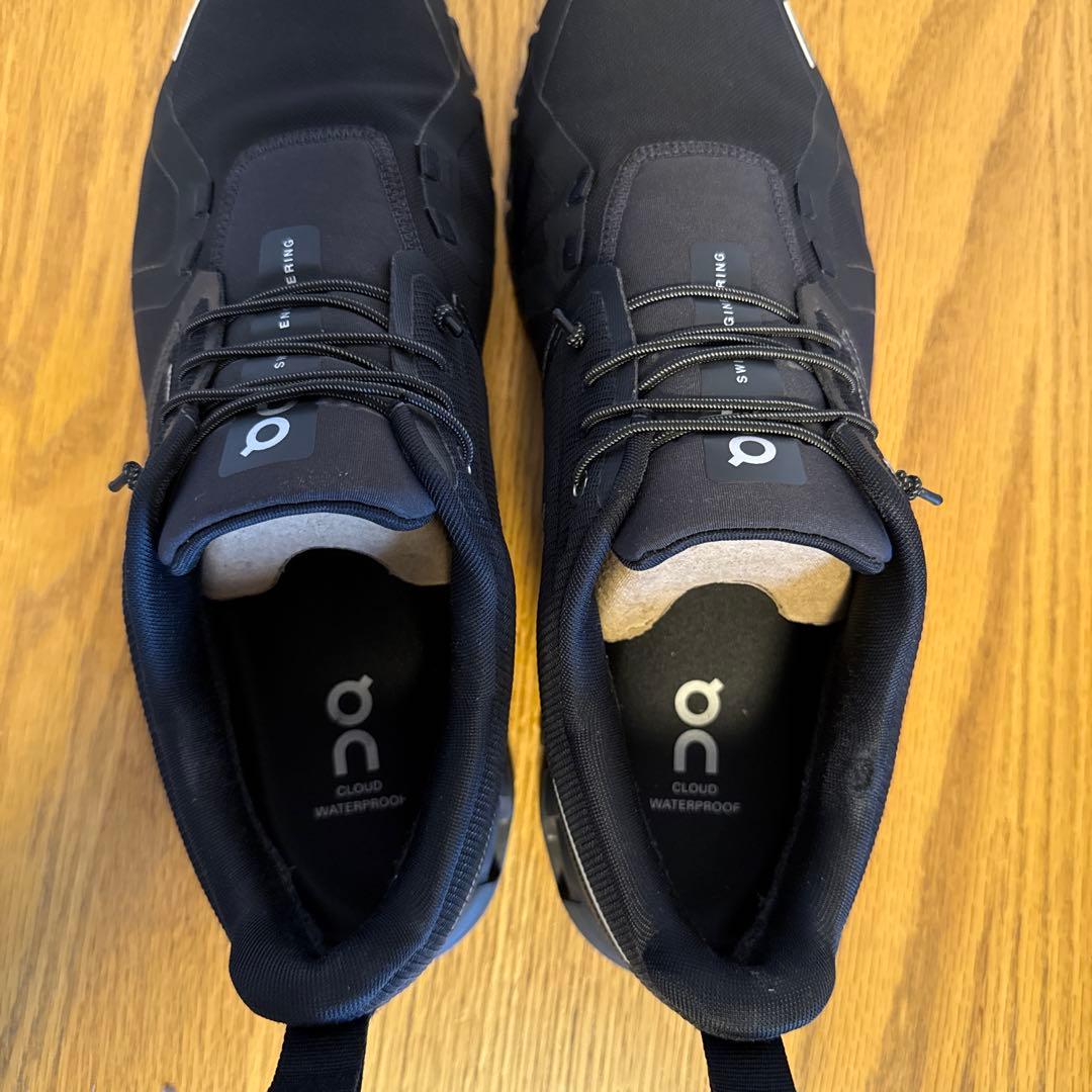 on Cloud6 WP ブラック 28cm