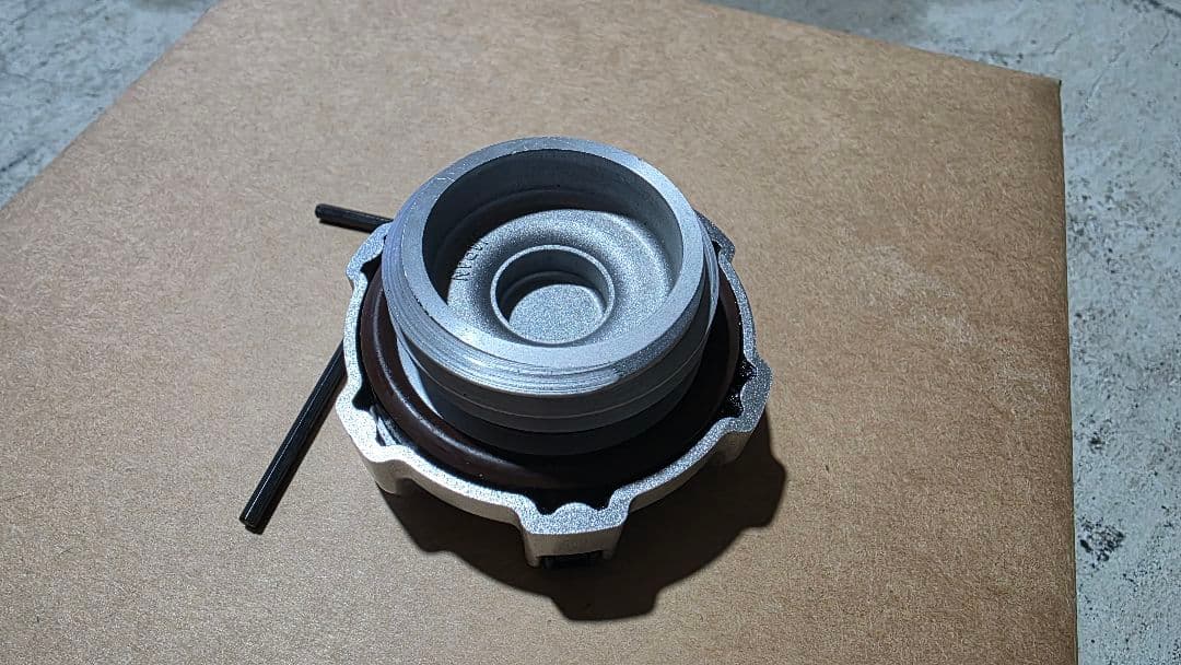 STI オイルフィラーキャップ　ラジエーターキャップ