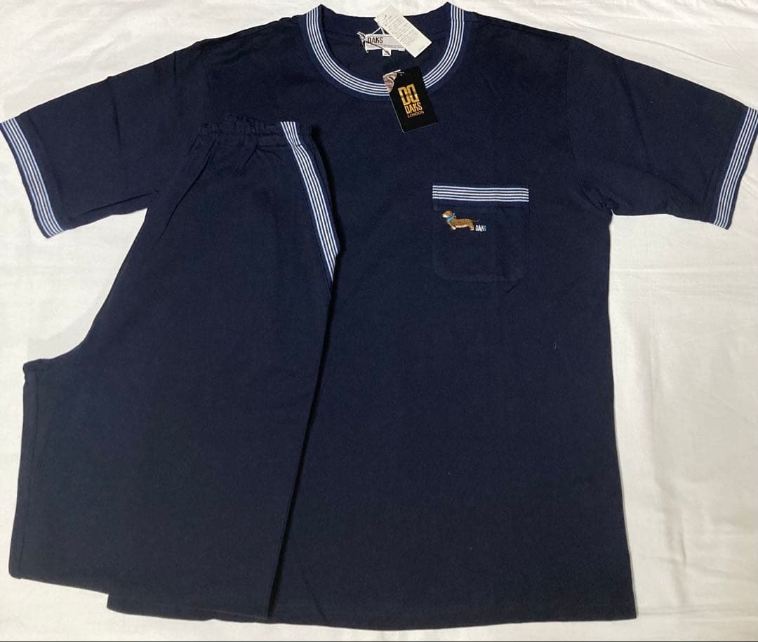 【新品】DAKS ダックス　犬刺繍入り　半袖パジャマ　ルームウェアM 長ズボン