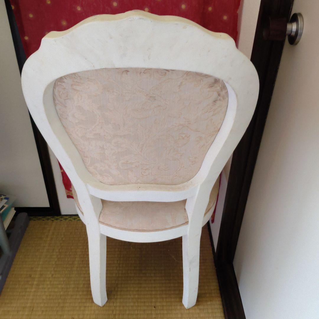 ロココ調　ホワイト クラシックチェア 使用感あり　ホワイト植木鉢金のなる木