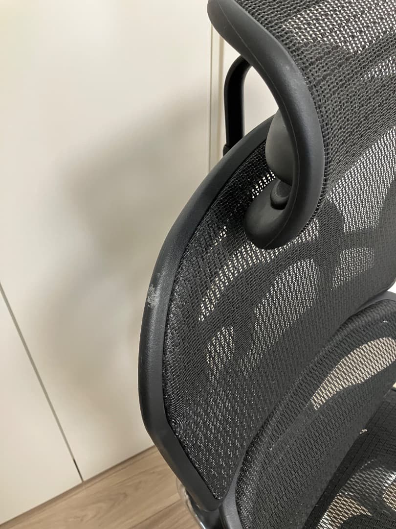 【中古傷有】エルゴヒューマンベーシック　Ergohuman Basic／ブラック