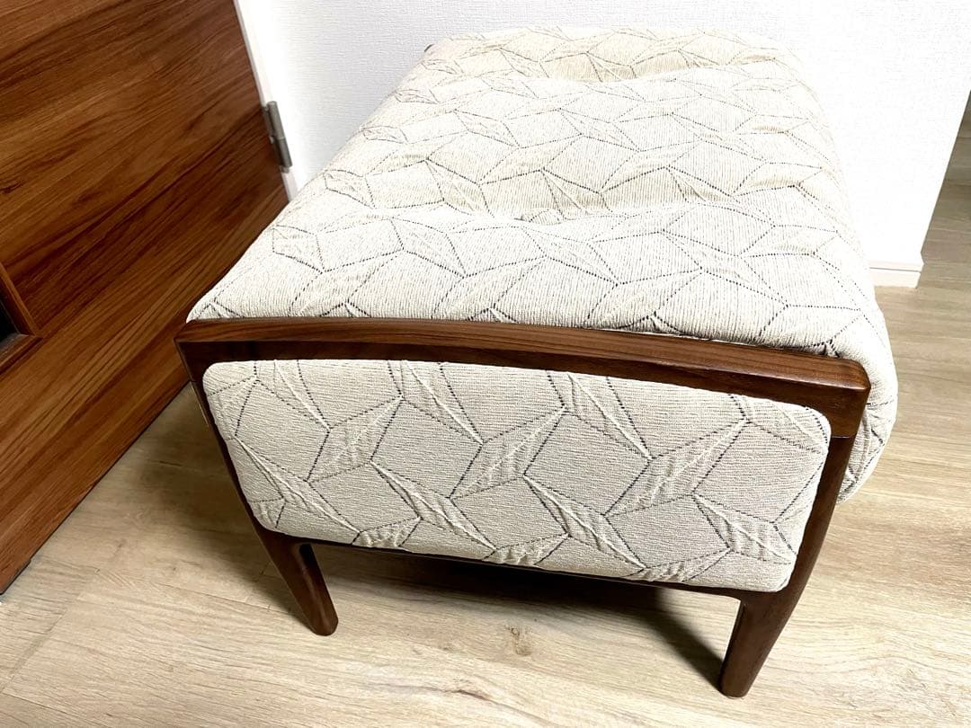 未使用　フジファニチア　オットマン　nico