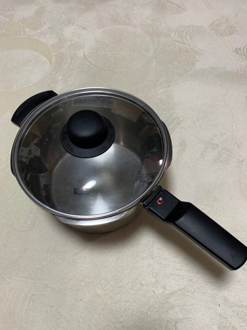 Fissler 圧力鍋 蒸し器・ガラス蓋付き　IH対応