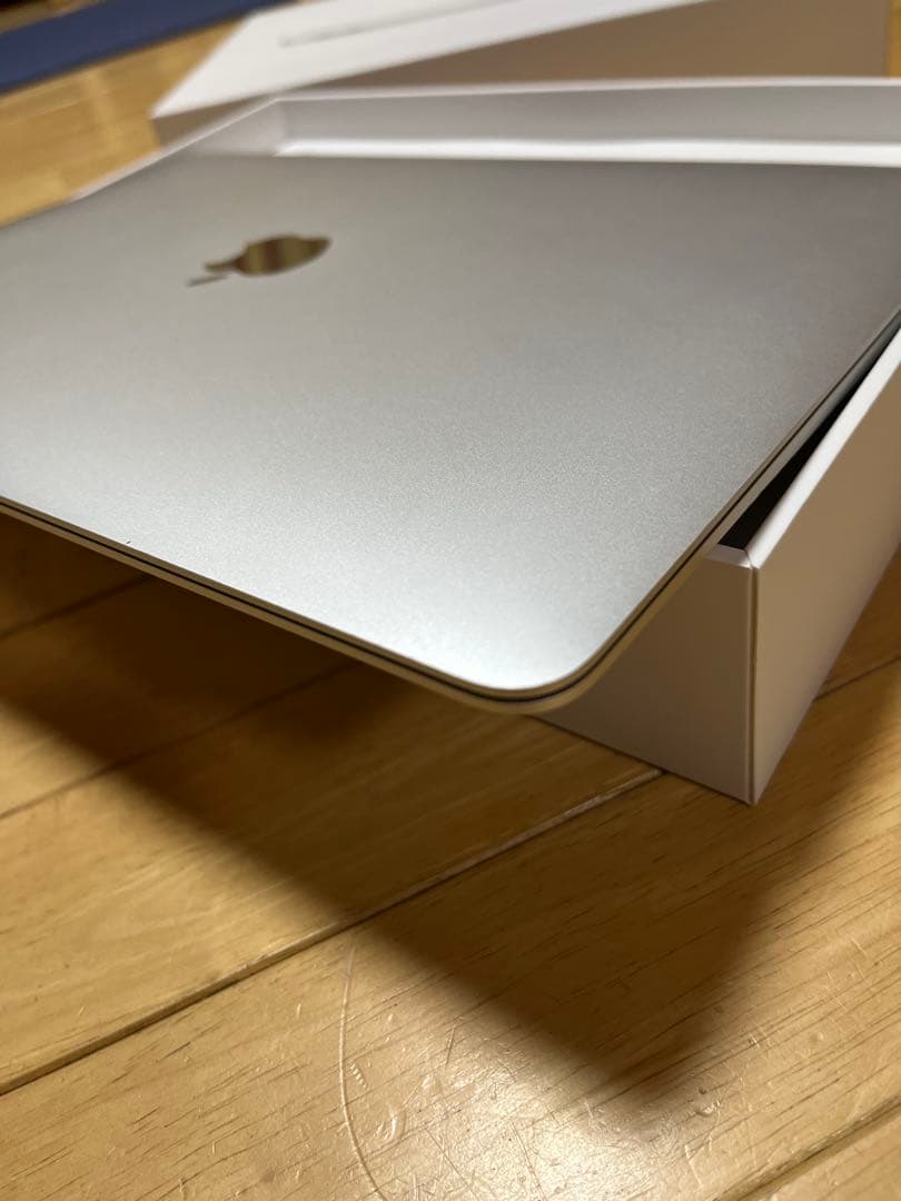 MacBookAir 13インチA1932 デュアルコアi5 128GB SSD