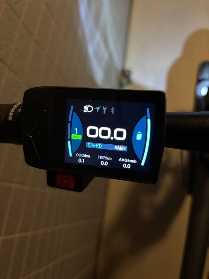 ADO AIR 20 PRO（直接渡し希望につき候補場所をお知らせください）