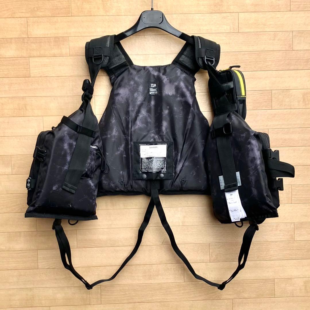 ダイワ フローティングベスト ライフジャケット ゲームベスト DF-6421