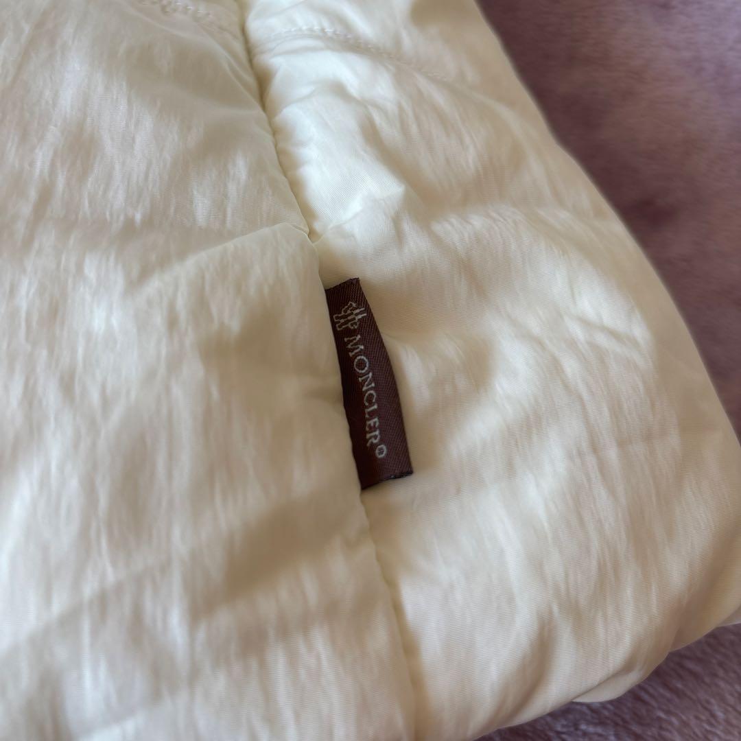 モンクレール　オフホワイト　薄手ダウン　茶タグ　サイズ3