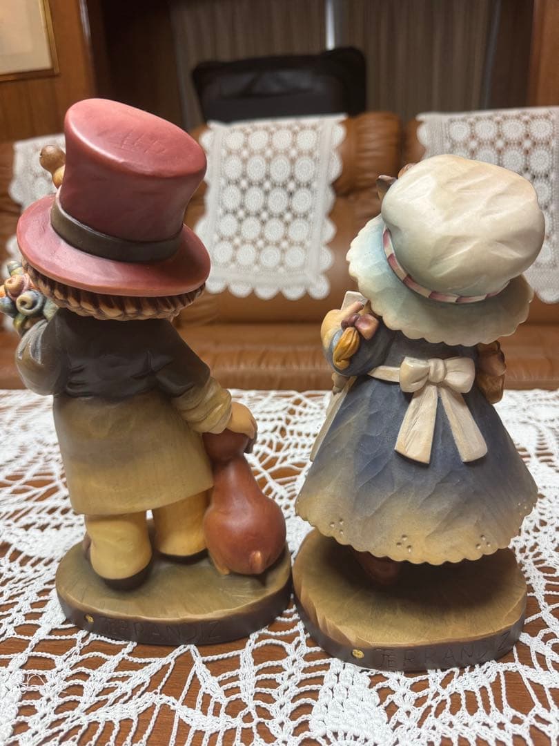 ANRI 陶器製 男の子と女の子のフィギュア