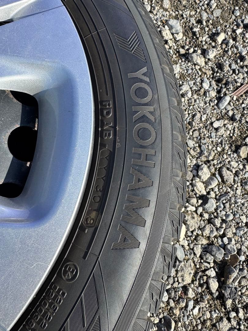 トヨタ純正16インチ 鉄ホイール 冬タイヤ付き4本セット175/60R16