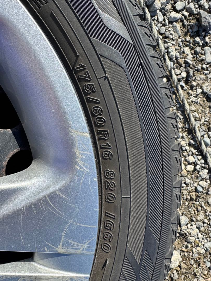 トヨタ純正16インチ 鉄ホイール 冬タイヤ付き4本セット175/60R16