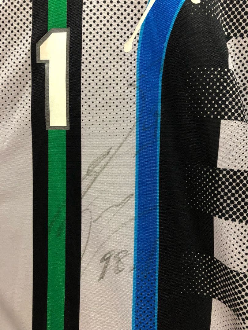 川口能活 CMで実際に着用 サイン入り