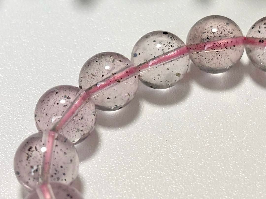 究極品質　光を纏いし女神の聖石　幻のブラックマイカインヒマラヤローズクォーツ