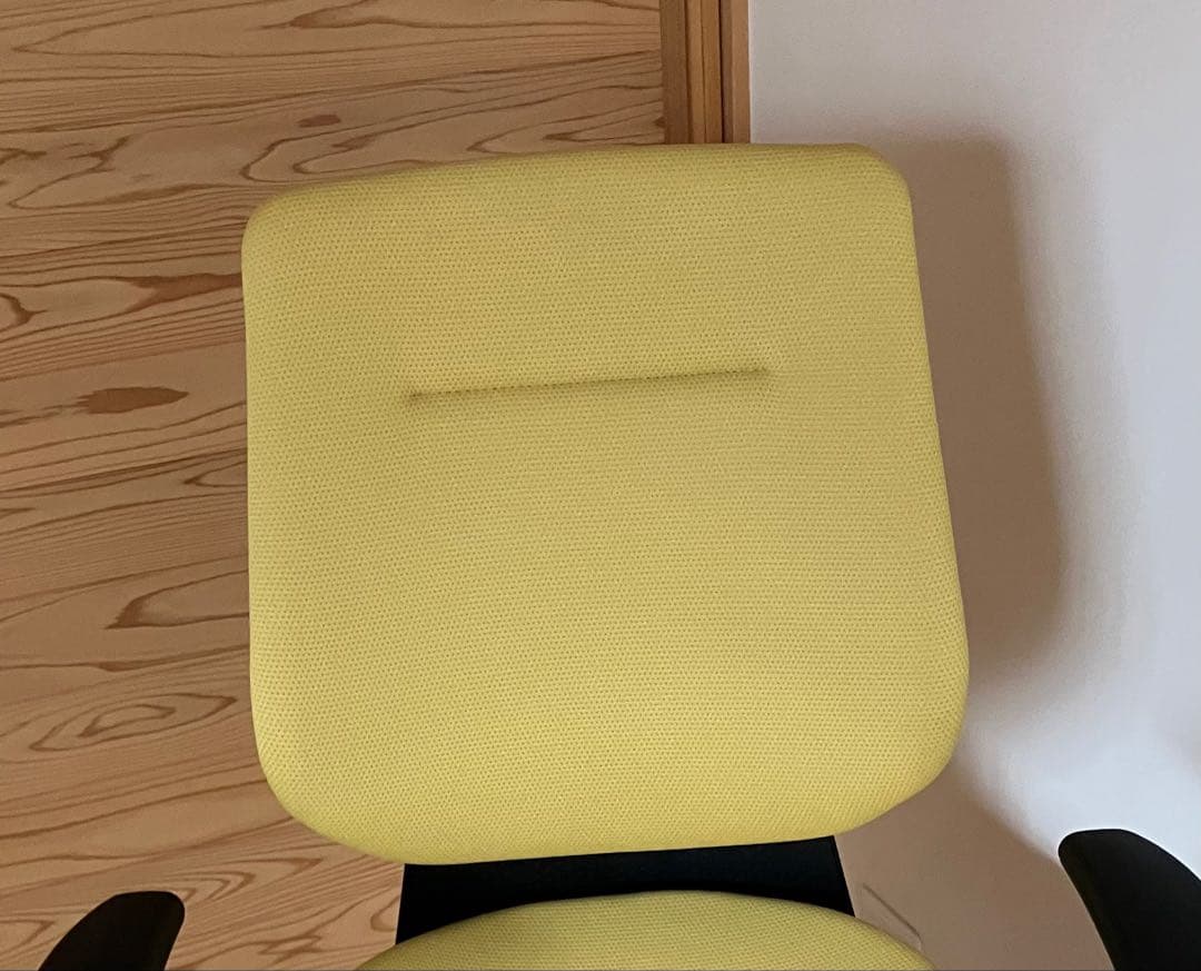 ★ KOKUYO イングチェア T型肘デスクチェア イエロー